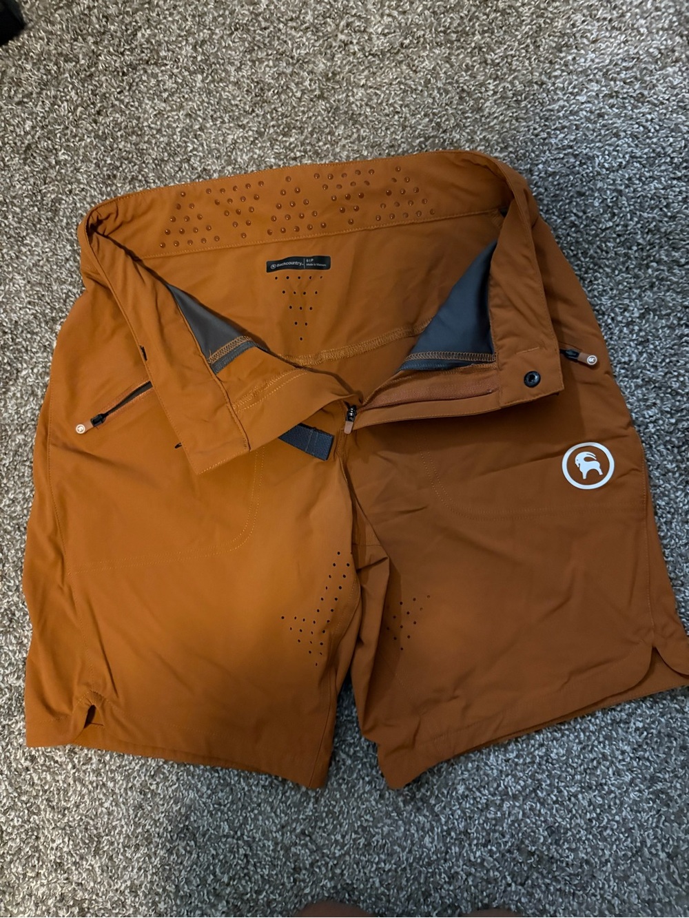 Backcountry women’s slick rock 9” bike shorts